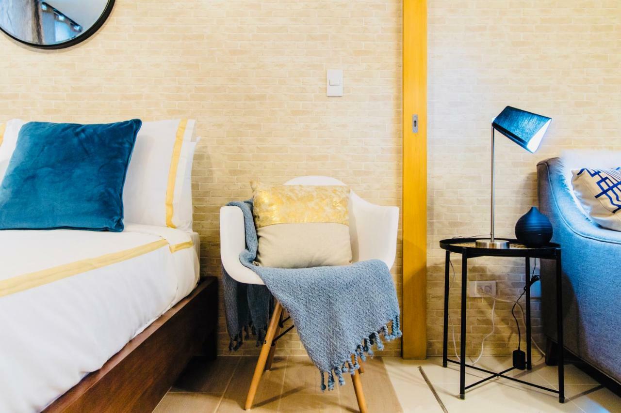 One Uptown Residence Bgc Pateros Eksteriør billede